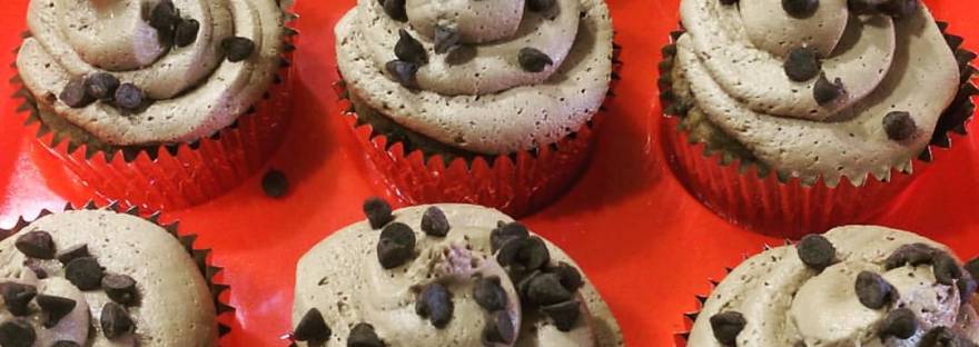 Primal friendly banana cupcakes with Nutella frosting and chocolate chips